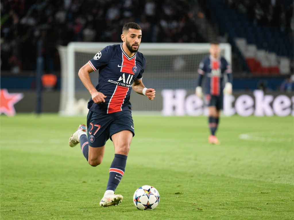 以其出色的 以其出色的